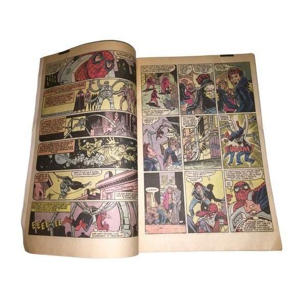 The Amazing Spider-Man There's a New Web Head In Town!  No 263 - Picture 5 of 11